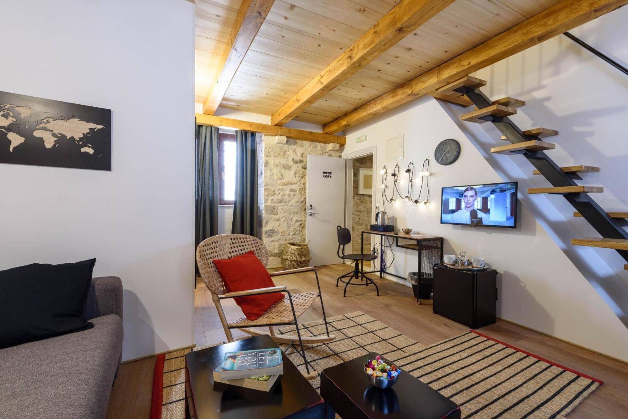 Apartments & Rooms Tiramola - Old Town Trogir Bilik gambar