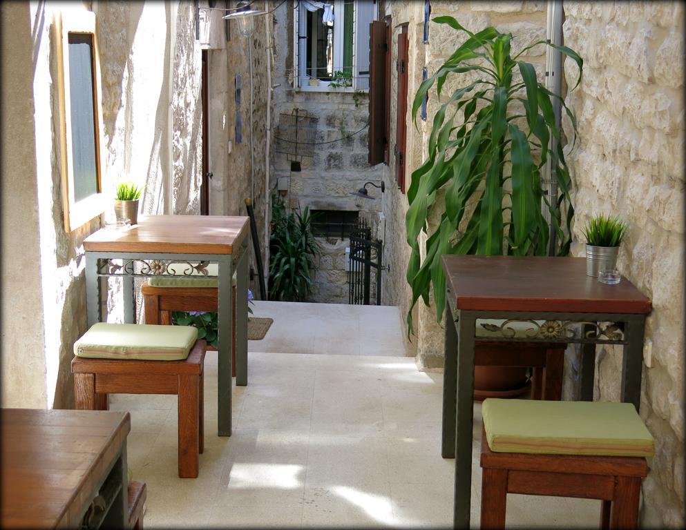 Apartments & Rooms Tiramola - Old Town Trogir Luaran gambar